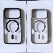 Etui/case przezroczyste czarne i szare z MagSafe na iPhone'a 17 pro