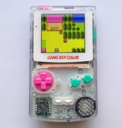 Game Boy Color z ekranem IPS