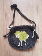 Torebka, dzwoni dzwoneczek.