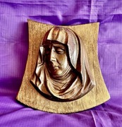 Mosiężna Piękna płaskorzeźba Matka Boska Super stan na Drewnianej podstawie