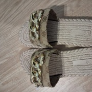 klapki damskie płaskie złote wiosna lato 