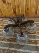 lampa wisząca drewniana  pięć kloszy  szkło