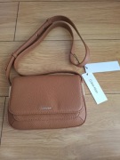 Torebka Listonoszka Calvin Klein Ck Must Plus Crossbody Cognac 