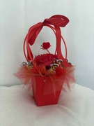 Słodki prezent box ze słodyczami Walentynki Urodziny