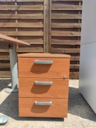 Kontenerek z szufladami szafka Dostępne 4 sztuki 