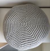 Pufa koloru szarego - handmade 