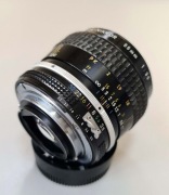 Rewelacyjny obiektyw Nikon Micro-Nikkor 55mm f3.5 AI