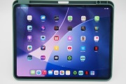 Apple iPad Pro M4 13" 256GB Wi-Fi + Cellular 5G   bat. 100%