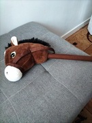 Koń do zabawy na kiju