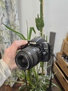 Nikon D3200 z obiektywem 