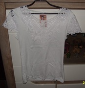 Biała Elegancka  bluzeczka _IDEAL _z gipiurą r. M/L