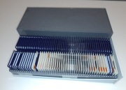 Dwa duże magazynki ze slajdami do rzutnika - 100 ramek ze slajdami z lat 70