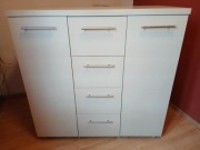 Komoda z szufladami i szafkami