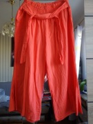 Spodnie  bawełna muślinowa100% koralowe, szersze biodra,  r.48-50-52 NOWE!