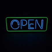 Lampka dekoracyjna OPEN Neon lightbox LED HIt znak