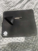 SteelSeries QcK Cloth mała + Steelseries mouse bungee