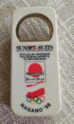 Otwieracz do piwa NAGANO 1998 olimpiada SUNSET SUITS