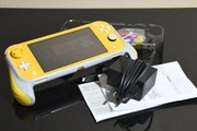 Nintendo Switch Lite + akcesoria / żółte 