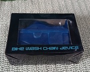 Maszynka do czyszczenia lub smarowania łańcucha rowerowego 