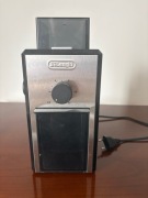 młynek do kawy DeLonghi