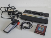 Atari 2600 Junior PAL konsola zestaw