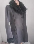 Czarny płaszcz kożuch 42