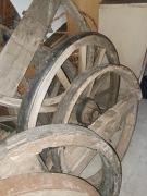 Kola stare od wozów 