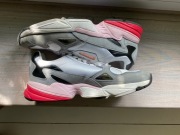Adidas Falcon buty r. EU 40,5 UK 7
