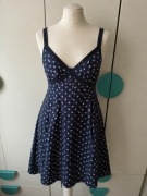 Sukienka w kwiaty  na lato na cienkich ramiączkach r.XL