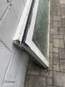 Oddam stare drzwi zewnętrzne bez futryny