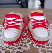 Buciki niemowlęce szydełkowe