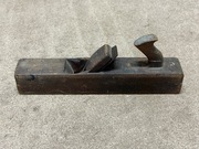 Stary drewniany strug stolarski G. Patten sygnowany – antyk kolekcjonerski