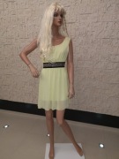 Żółta sukienka z błyszczącym paskiem rozm s / m 