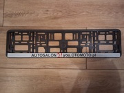 Ramka pod tablice rejestracyjną.