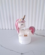 Jednorożc na tort figurka z masy cukrowej 
