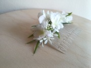 Ozdoba kwiatowa do włosów na Komunię Świętą lub Biały Tydzień