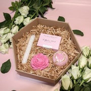 ZESTAW PREZENTOWY NA DZIEŃ KOBIET