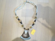 Naszyjnik ręcznie robiony drewno masa perłowa Papua Nowa Gwinea