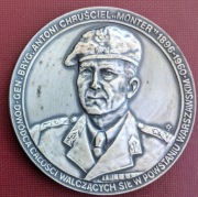 gen.Chruściel "Monter" D-ca wojsk PW - MW posr.