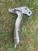 Zawias Maski Lewy Ford Mondeo Mk5