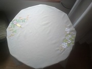 Obrus ręcznie haftowany świąteczny