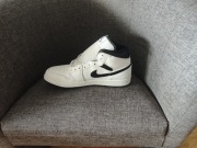 Buty Nike Air Jordan 1 Mid White Black 44.5 NOWE