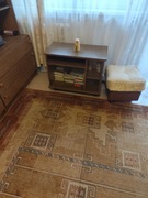 Szafka rtv plus dwie pufy plus ława