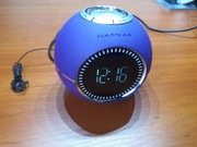 Zegar z radiem i budzikiem NAFNAF  z projektorem KULA 