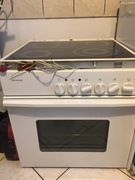 Piekarnik  pod zabudowę z indukcją.