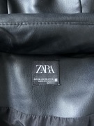 Paczka ubrań , kurtki i płaszcze