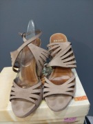 Sandałki Bronx, skóra rozmiar 40