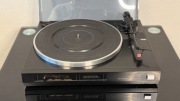 Gramofon Fisher mt 35r