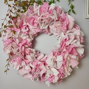 Wianek zimowy ręcznie pleciony