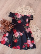 Czarna elegancka kwiecista sukienka New look 40L w róże czerwona mini